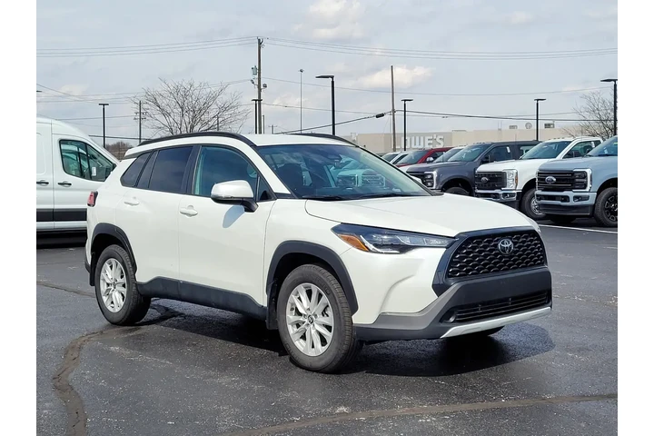 $28595 : Toyota Corolla Cross 2024 AW image 1