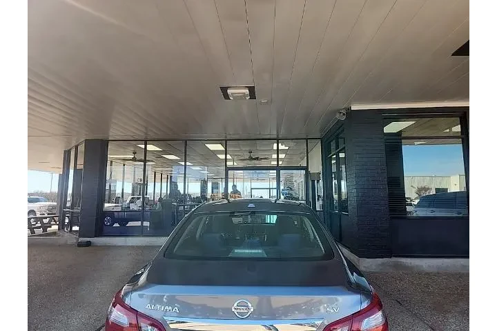 $10033 : Nissan Altima 2018 2.5 S 4dr image 8