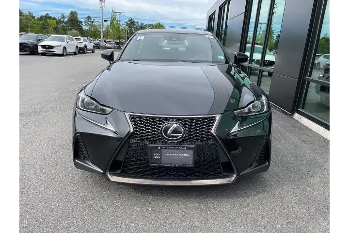 $21995 : Lexus IS 300 2018 AWD 4dr Se image 2