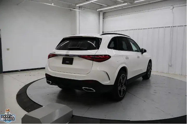 $33995 : Mercedes-Benz GLC 2024 GLC 3 image 4