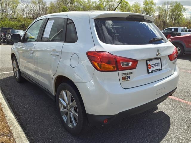$8990 : PRE-OWNED 2013 MITSUBISHI OUT image 3