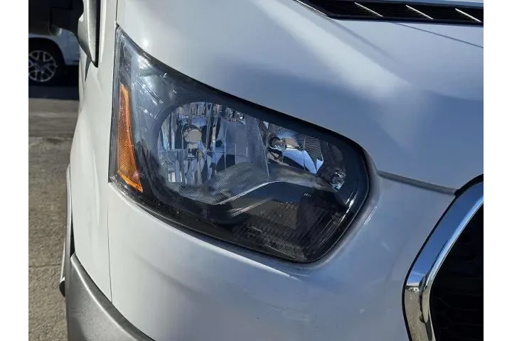 $34995 : Ford Transit 2024 250 3dr SW image 7