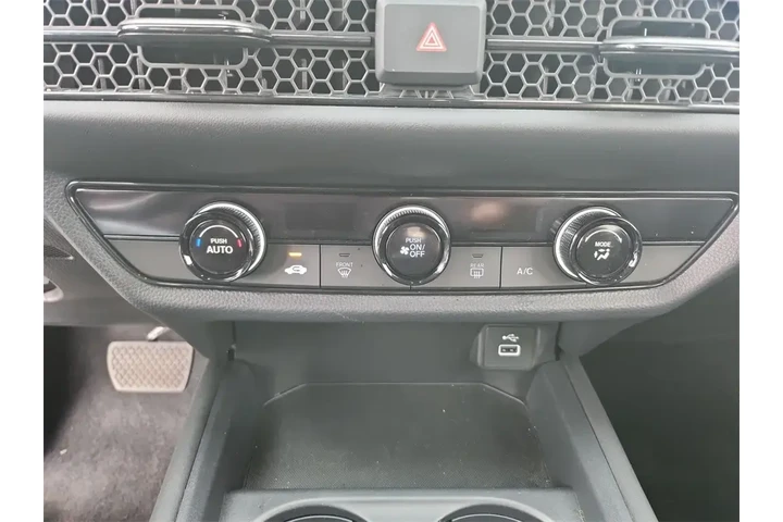 $27000 : Honda HR-V 2025 AWD LX 4dr C image 8