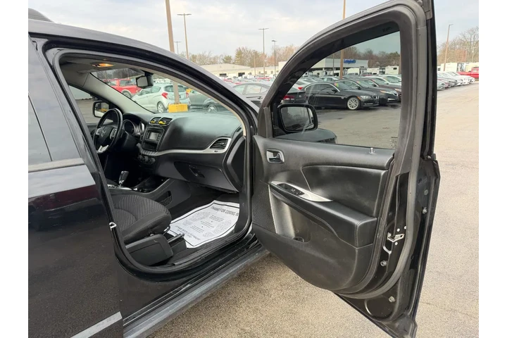 $7450 : 2017 Journey SXT image 8