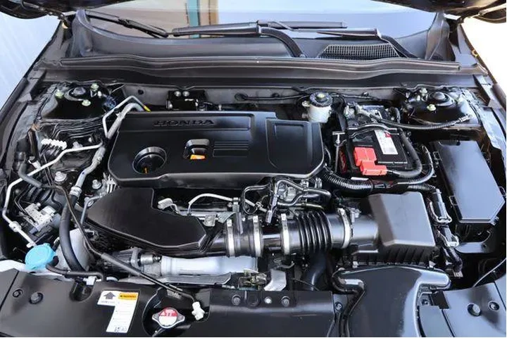 $27474 : Honda Accord 2021 Sport 4dr image 10
