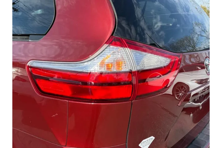 $15995 : 2015 Sienna XLE Premium 8-Pas image 9