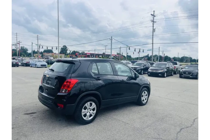 $7999 : 2018 Trax LS image 7