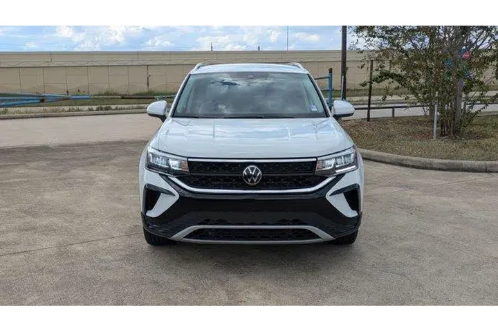 $21295 : Volkswagen Taos 2024 SE 4dr image 8