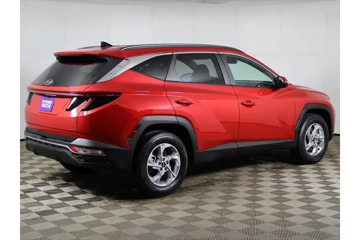 $22590 : Hyundai TUCSON 2023 AWD SEL image 9