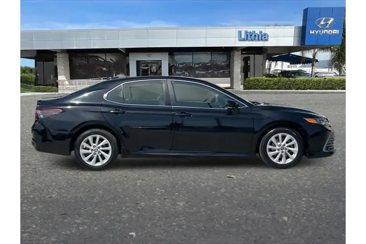 $21999 : Toyota Camry 2023 LE 4dr Sed image 9