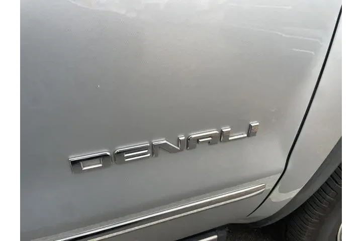 $36992 : GMC Sierra 1500 2018 4x4 Den image 3