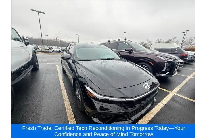 $19489 : Hyundai ELANTRA 2024 SEL 4dr image 6