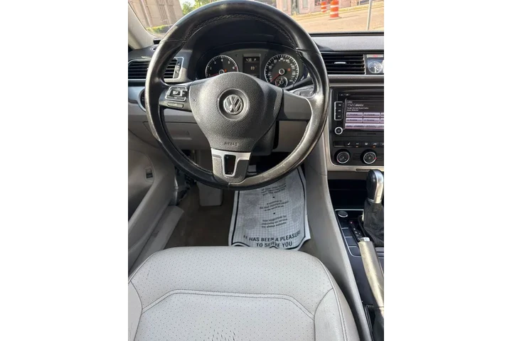 $9995 : 2015 Passat 1.8T S image 8