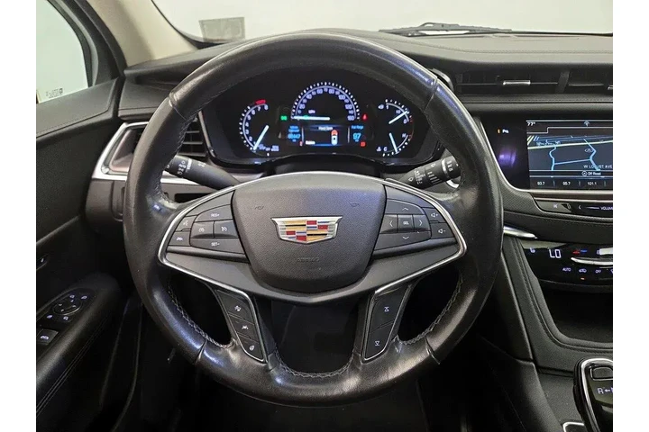 $17998 : Cadillac XT5 2019 Luxury 4dr image 10