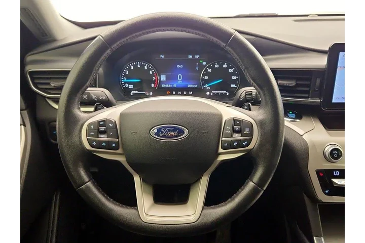 $27998 : Ford Explorer 2020 AWD XLT 4 image 10