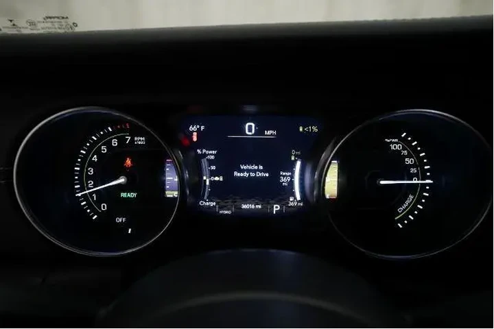 $30898 : Jeep Wrangler Unlimited 2022 image 2