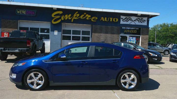 $9999 : 2012 Volt Premium image 1