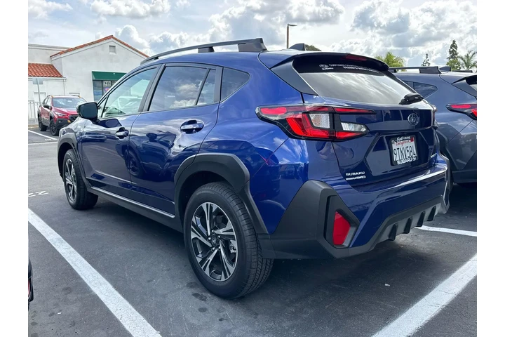 $27495 : Subaru Crosstrek 2025 AWD Pr image 5