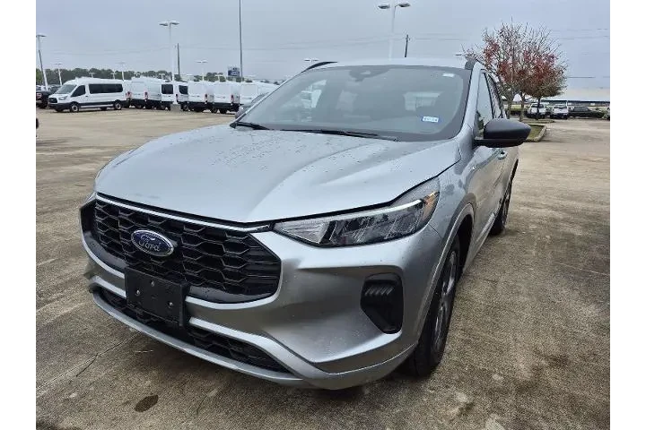 $21981 : Ford Escape 2024 ST-Line 4dr image 1