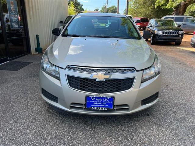 $7999 : 2014 Cruze LS Auto image 4