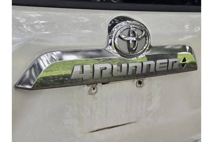 $23777 : Toyota 4Runner 2014 4x2 Limi image 9