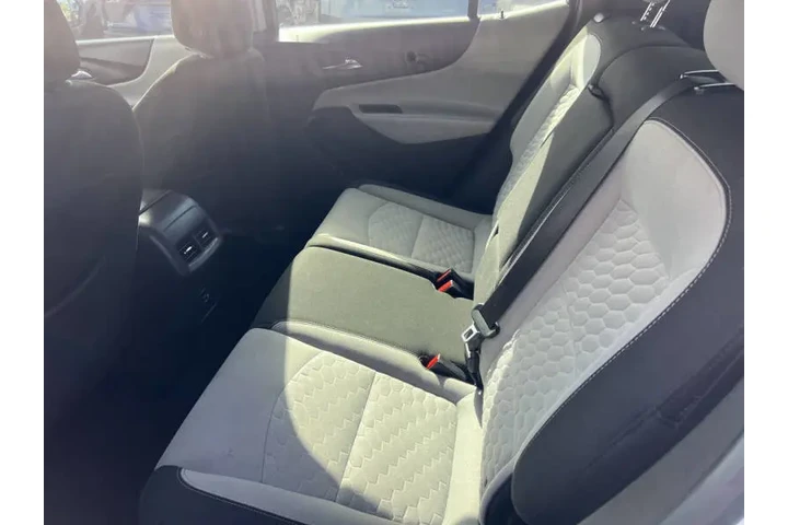 $8395 : 2020 Equinox LS image 7