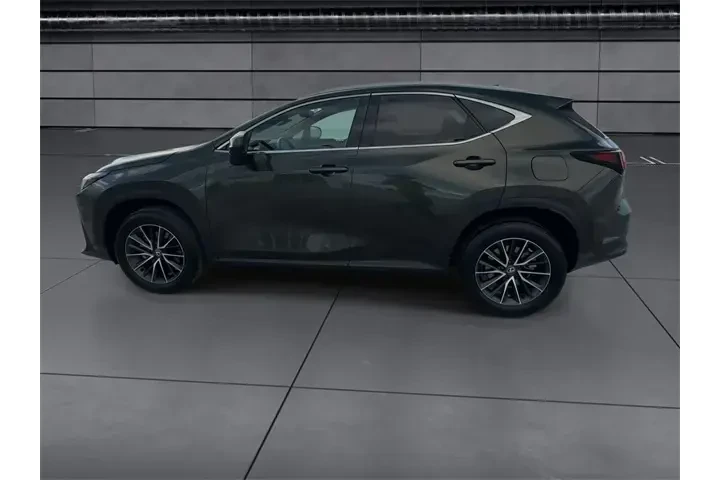 $39788 : Lexus NX 250 2024 Premium 4d image 5