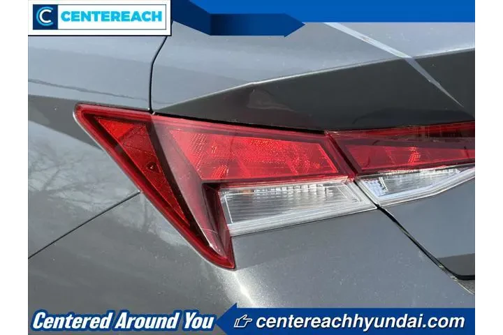 $17555 : Hyundai ELANTRA 2023 SEL 4dr image 9