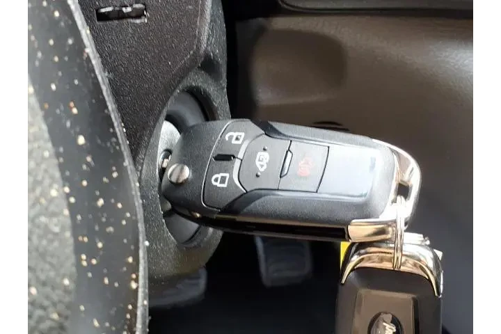 $32984 : Ford Transit 2023 250 3dr SW image 9