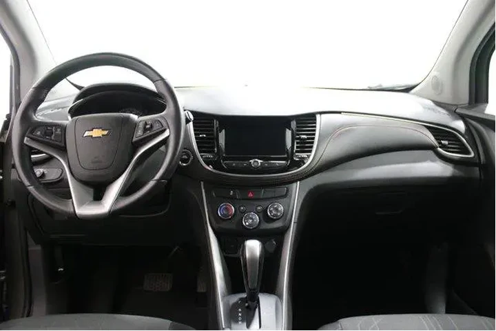 $18991 : Chevrolet Trax 2022 AWD LT 4 image 2