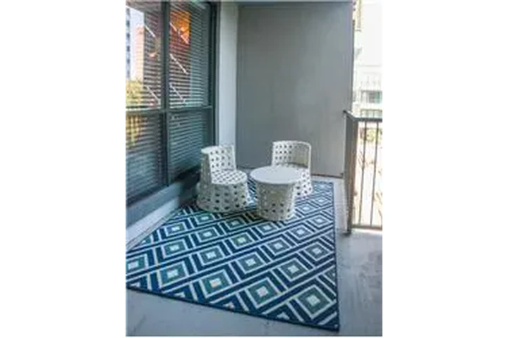 $1858 : Rental property with 1 bedro image 2