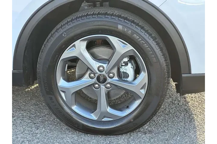 $31095 : Ford Escape 2025 AWD ST-Line image 10