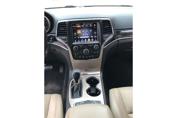 $6800 : 2016 Grand Cherokee LTD 4WD image 9