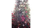 $120 : Árbol de Navidad 9 Pies Barato thumbnail