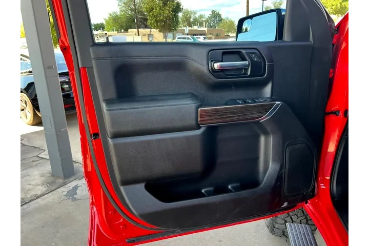 2020 Silverado 1500 LT Crew C image 10