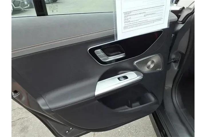 $39886 : Mercedes-Benz EQE 2024 AWD E image 8