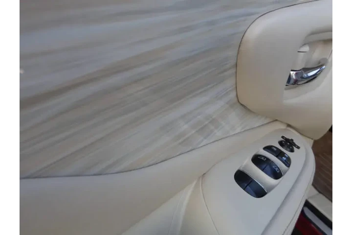 $11450 : 2017 Murano SL image 10