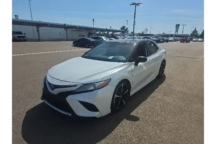 $20900 : Toyota Camry 2019 XSE 4dr Se image 3