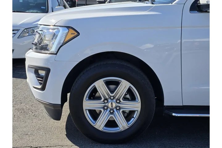 $28491 : Ford Expedition 2020 4x2 XLT image 5