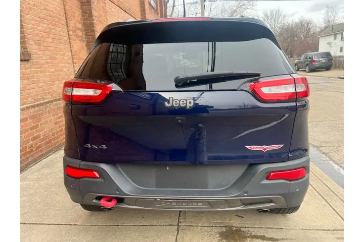 $17000 : 2016 Cherokee Trailhawk image 8