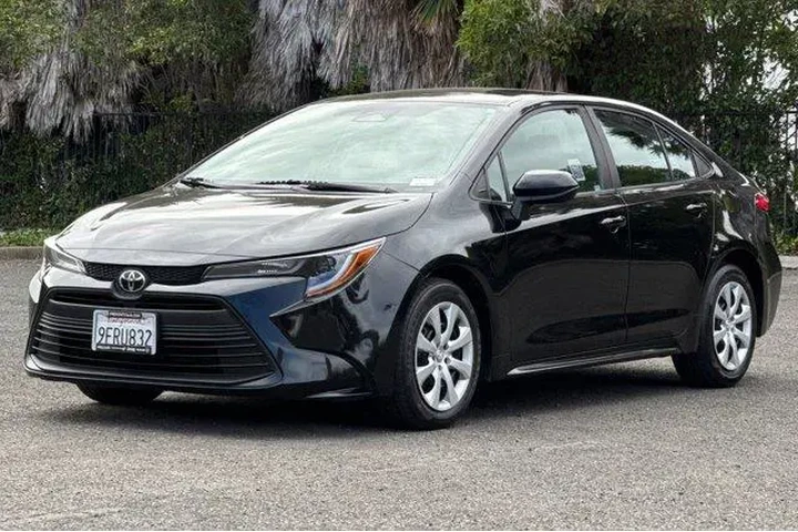 $19888 : Toyota Corolla 2023 LE 4dr S image 7