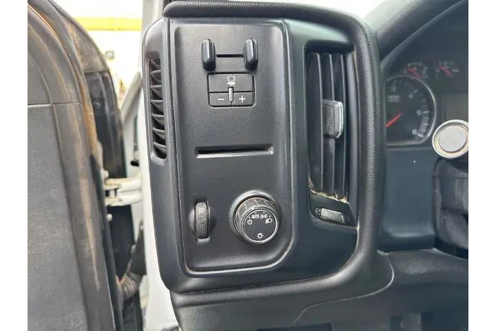 $30181 : Chevrolet Silverado 2500HD 2 image 7