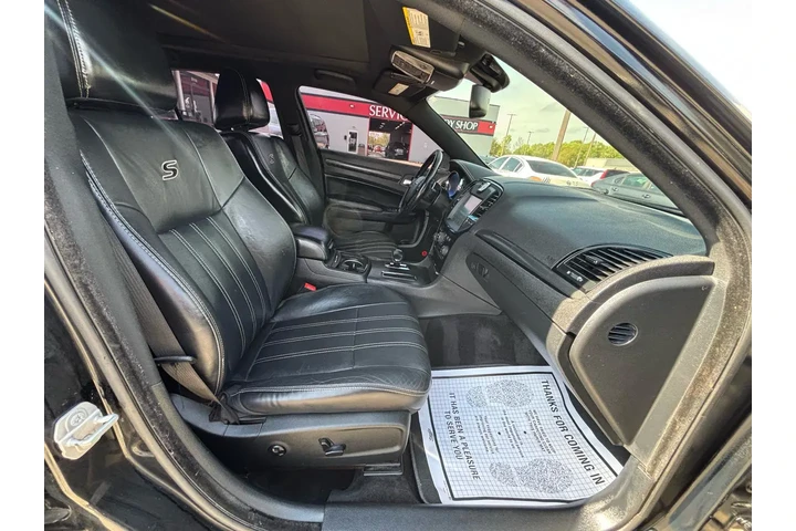 $8980 : 2014 300 4dr Sdn 300S AWD image 9