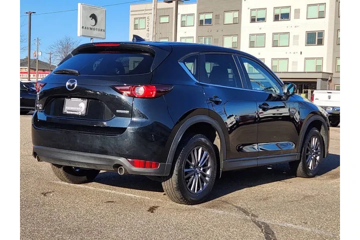 $17597 : 2021 CX-5 Touring image 10