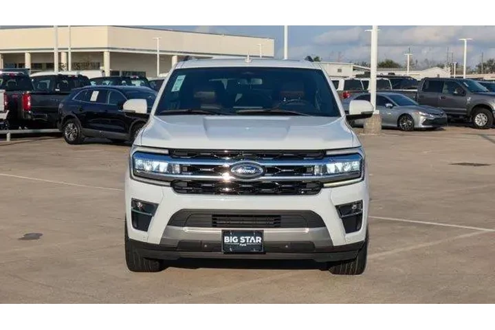 $39990 : Ford Expedition 2024 4x4 Lim image 8