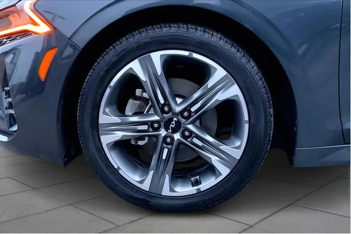 $23991 : Kia K5 2024 EX 4dr Sedan image 10