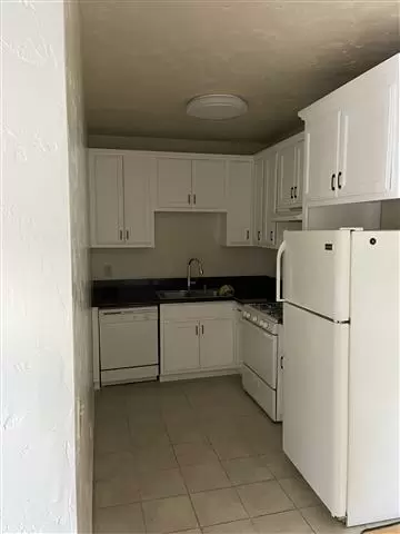 $1550 : Apartamento 1 recamara image 1