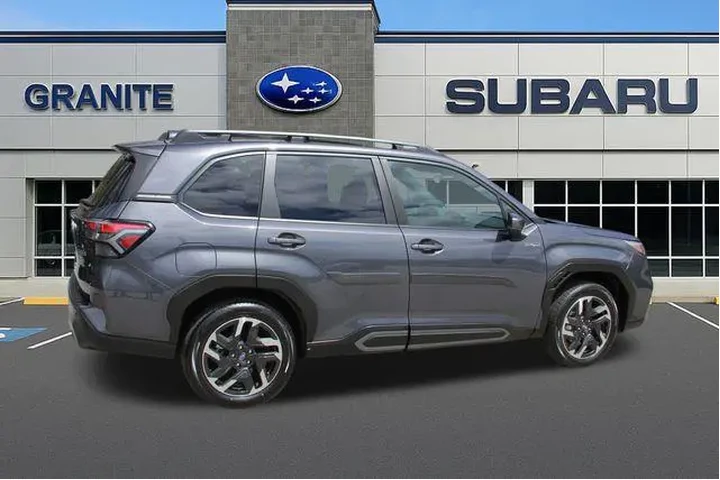 $38990 : Subaru Forester 2025 AWD Lim image 9