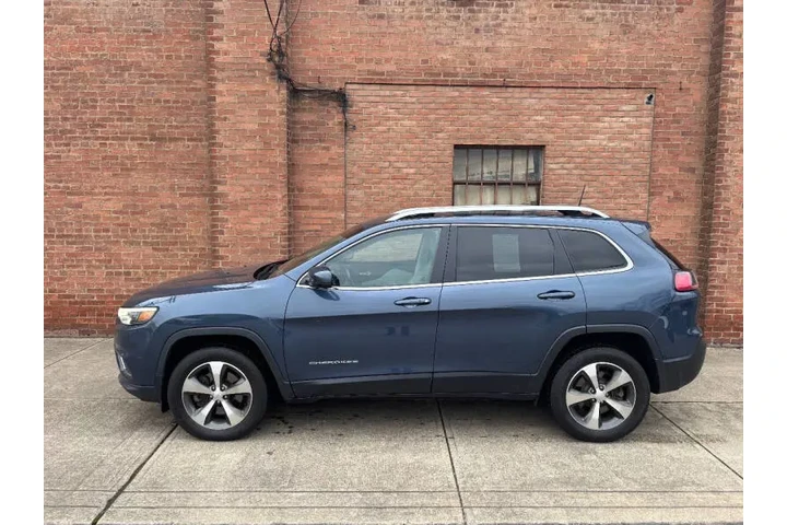 $18000 : 2020 Cherokee Limited image 6
