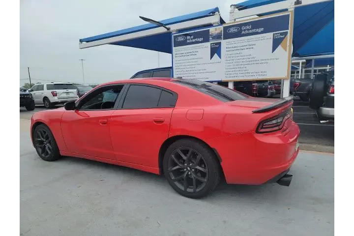 $14773 : Dodge Charger 2019 SXT 4dr S image 2